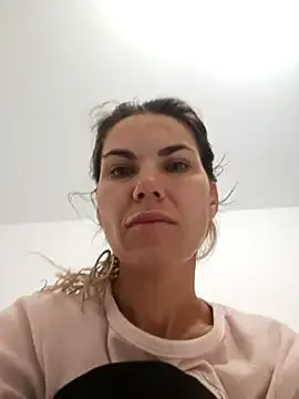 FeliciaKrige on StripChat
