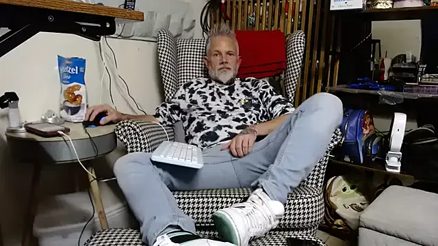 StripChat FeNyx_Flayme is Freechat FeNyx_Flayme — better webcam