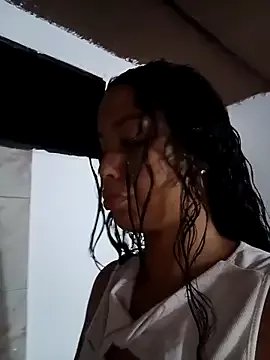 Fernanda30 from StripChat is Freechat