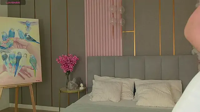 StripChat GabiBatista is Freechat GabiBatista — Butt close-up