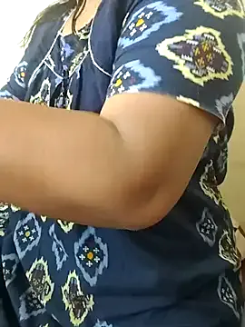 gaurika18 on StripChat