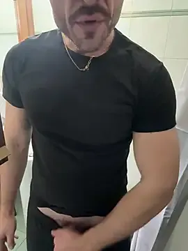 giovan2020 — Naked hard show