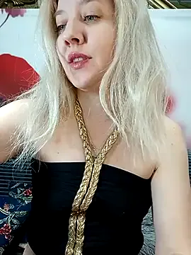 HeronDenni from StripChat