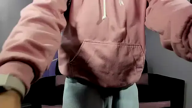 heyy_noah11 — full naked more kis hots