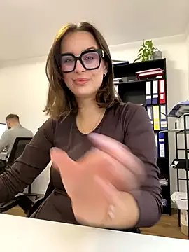 Hii_Lolla from StripChat is Freechat