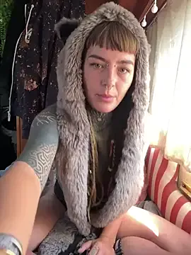 HornyHippy1 — boobs bounce 1min <3