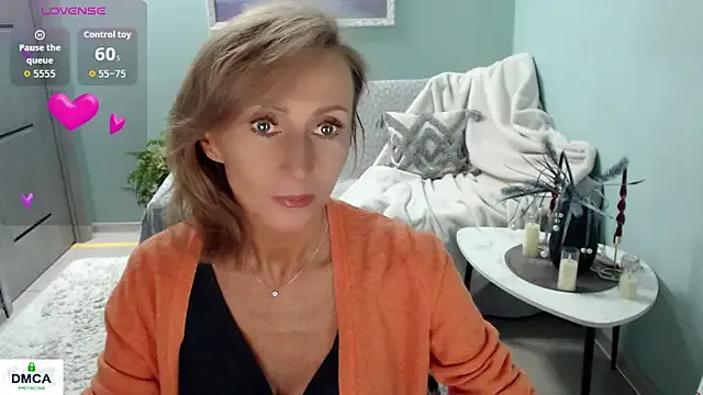 HornyMilf_777 on StripChat