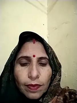 Hot_liya54 — Freechat on StripChat