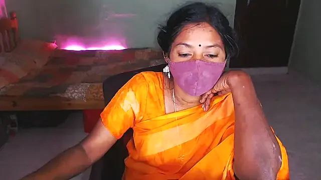 StripChat HotGulabi is Freechat HotGulabi — topless