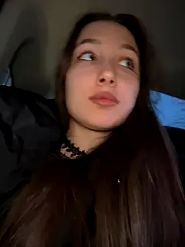 ICrazyOneIRL on StripChat