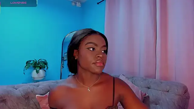 IsabellaBromsS on StripChat