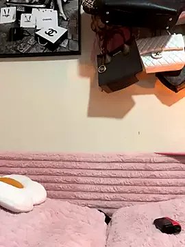 itspinkkk model from StripChat