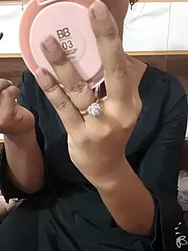 Itz_Mayra_ from StripChat