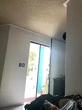 Izy_cute_ from StripChat is Freechat