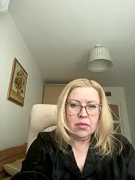 JanieLight53 on StripChat