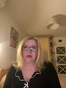 JanieLight53 — Freechat on StripChat