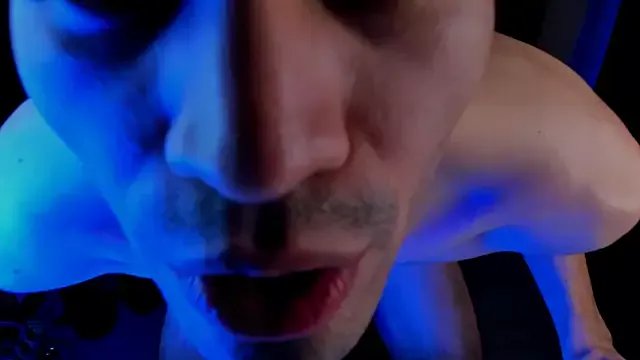 JaremyHarris from StripChat is Freechat