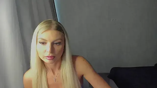 Jasmin-lady on StripChat