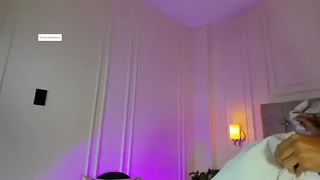 JasmineRoss_1 on StripChat