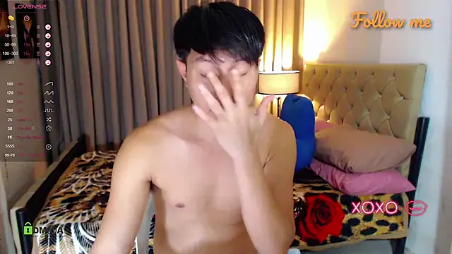 JesterFUCKGUYS on StripChat