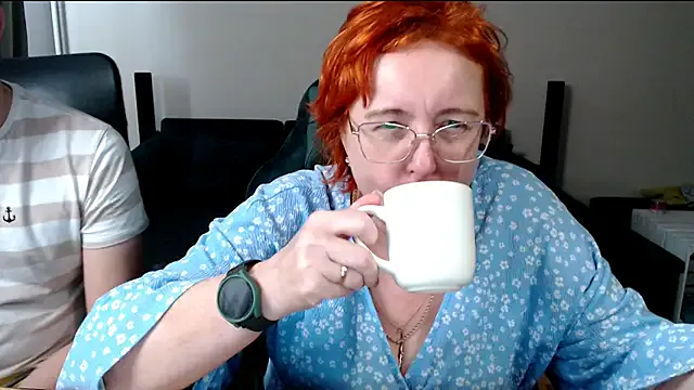 JoannaAndNeighbour — Pussy and ass spread in doggy pose