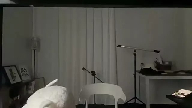 Juhone from StripChat is Freechat