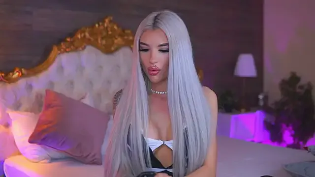 Juicy_Jessye on StripChat
