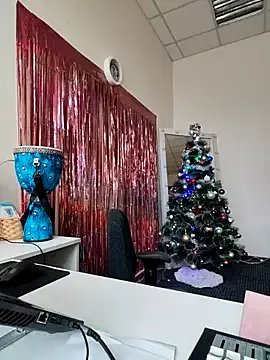 Juicy_PeachLux from StripChat is Freechat