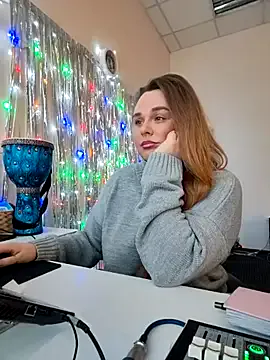 Juicy_PeachLux — lick the cream off me