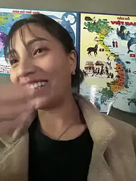 July_sexy69 on StripChat