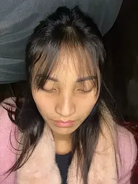 July_sexy69 on StripChat