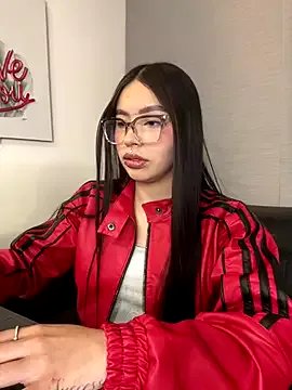 Karina16_pink from StripChat is Freechat