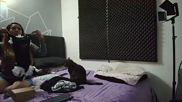 karlamoon23 on StripChat