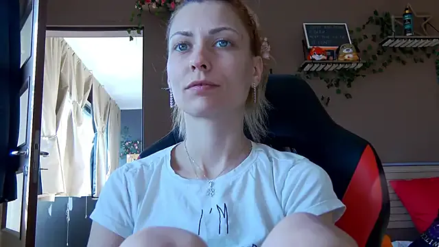 karo123421 on StripChat