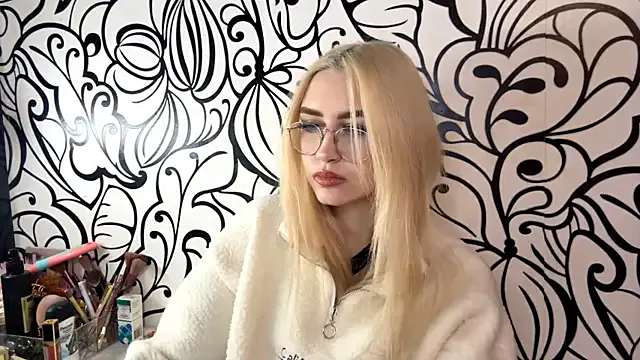 Kat_Catherine — Let me show a little bit of my legs...