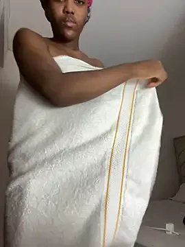 KellyaCute_ from StripChat is Freechat