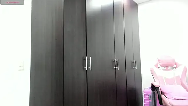 kendal_hot01 — GET YOUR TITS OPPED, HONEY!