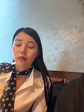 kiki-chloe from StripChat