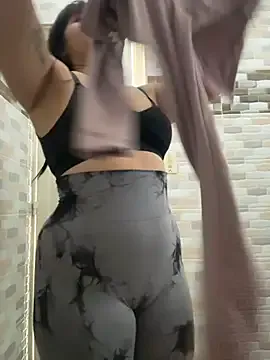 kim_monti — Show boobs in the car