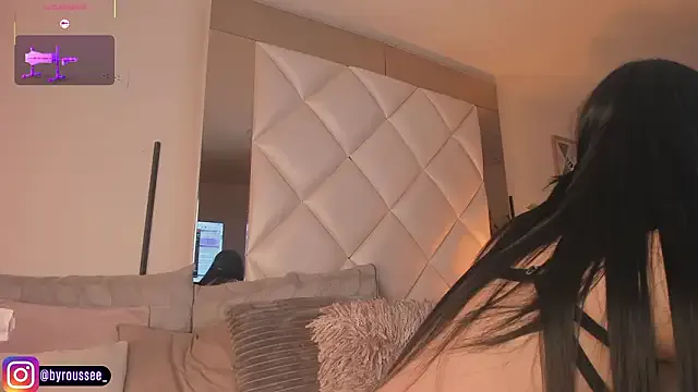 KimRoussee — SQUIRT IN YOUR MOUTH DADDYY!!