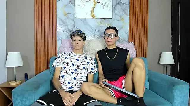 KING_BOYS2026 — FRENCH KISS