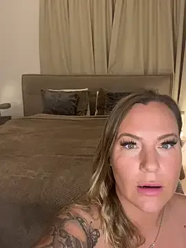 Kira_Knight20 — Make me wet 