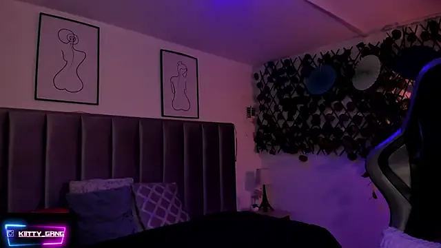 Kitty_Gang — Sexy tit fuck with dildo 