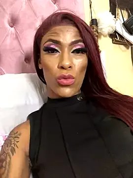 Kylie_Hairy_Bbc from StripChat is Freechat