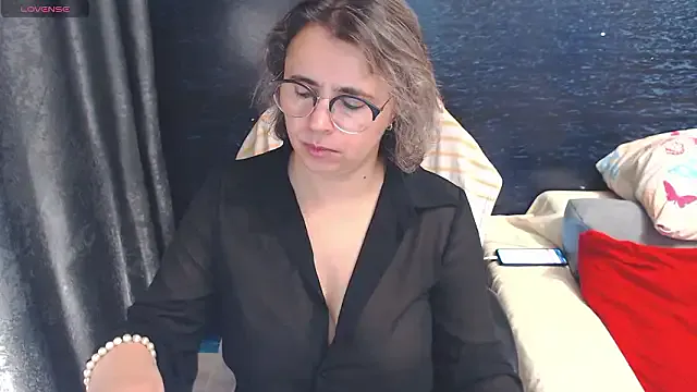 LadyAverrySquirt11 — BE MY VALENTINE *SPOIL ME WITH YOUR VIBE