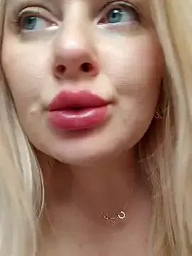 LadyLolyPop_ from StripChat is Freechat