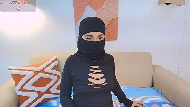 Lailaa_lush from StripChat is Freechat