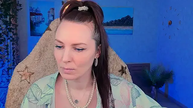 LanaRadiance — Inspired by the first stream