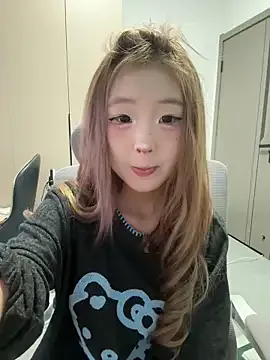 lelebaybay888 on StripChat