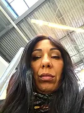 LeticiaWoods from StripChat is Freechat